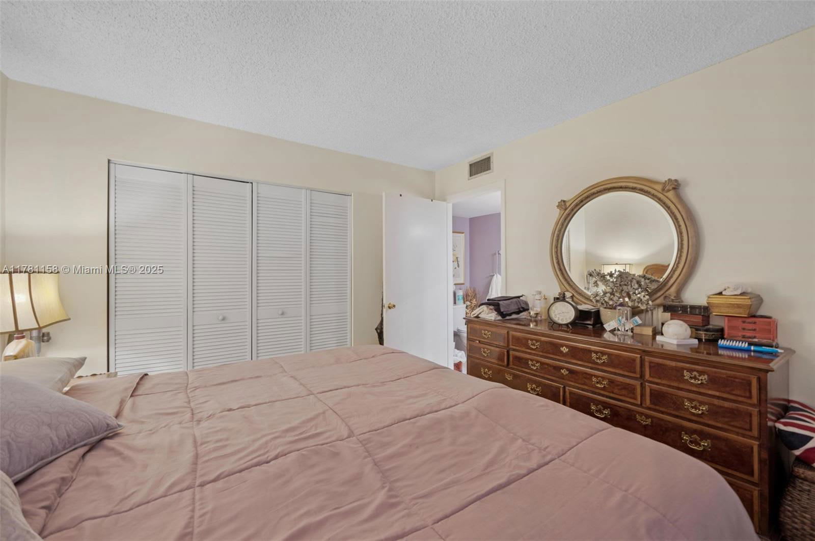 800 Independence Drive – photo 5