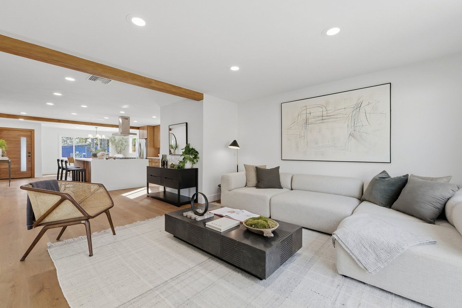 Newly Renovated Home In The Heart Of West Hills – photo 5
