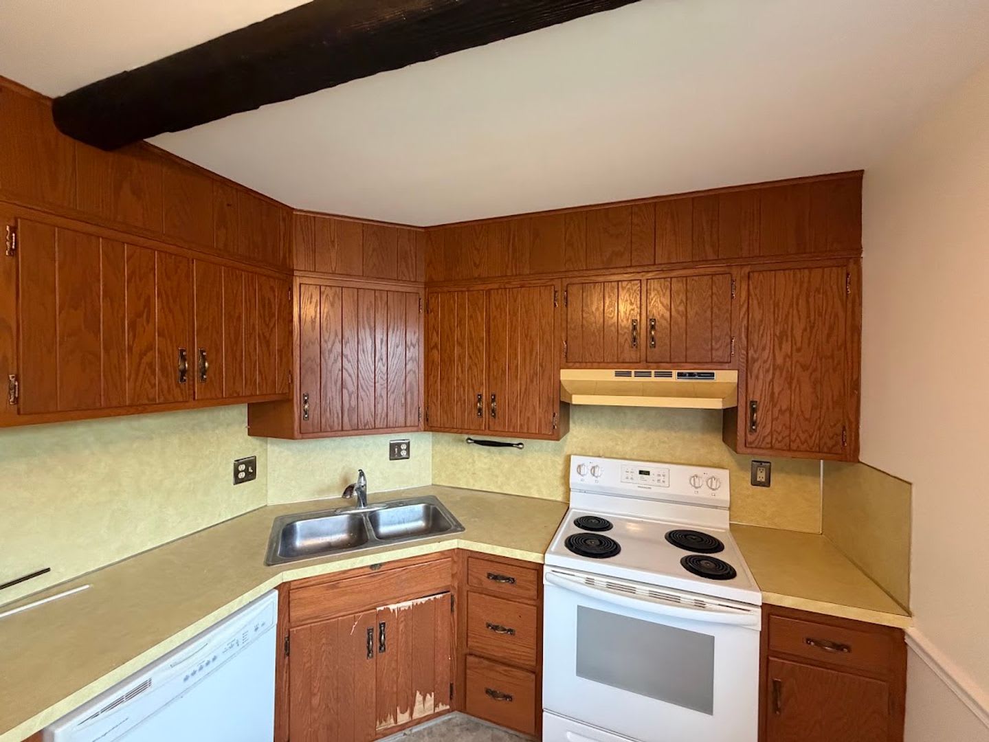 3 Bedroom Townhouse Wilson School District – photo 3