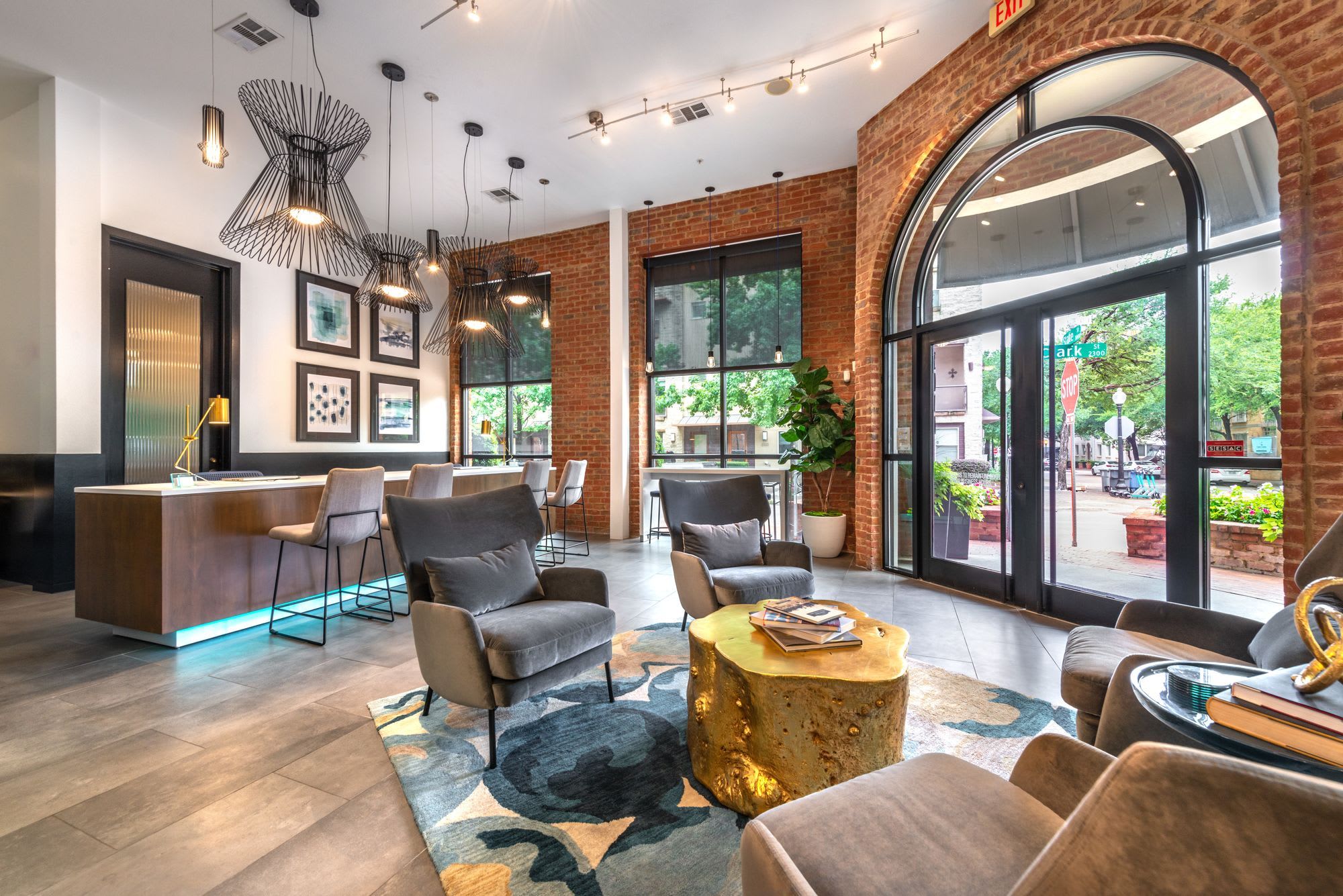 Manchester State Thomas Brownstones – photo 5