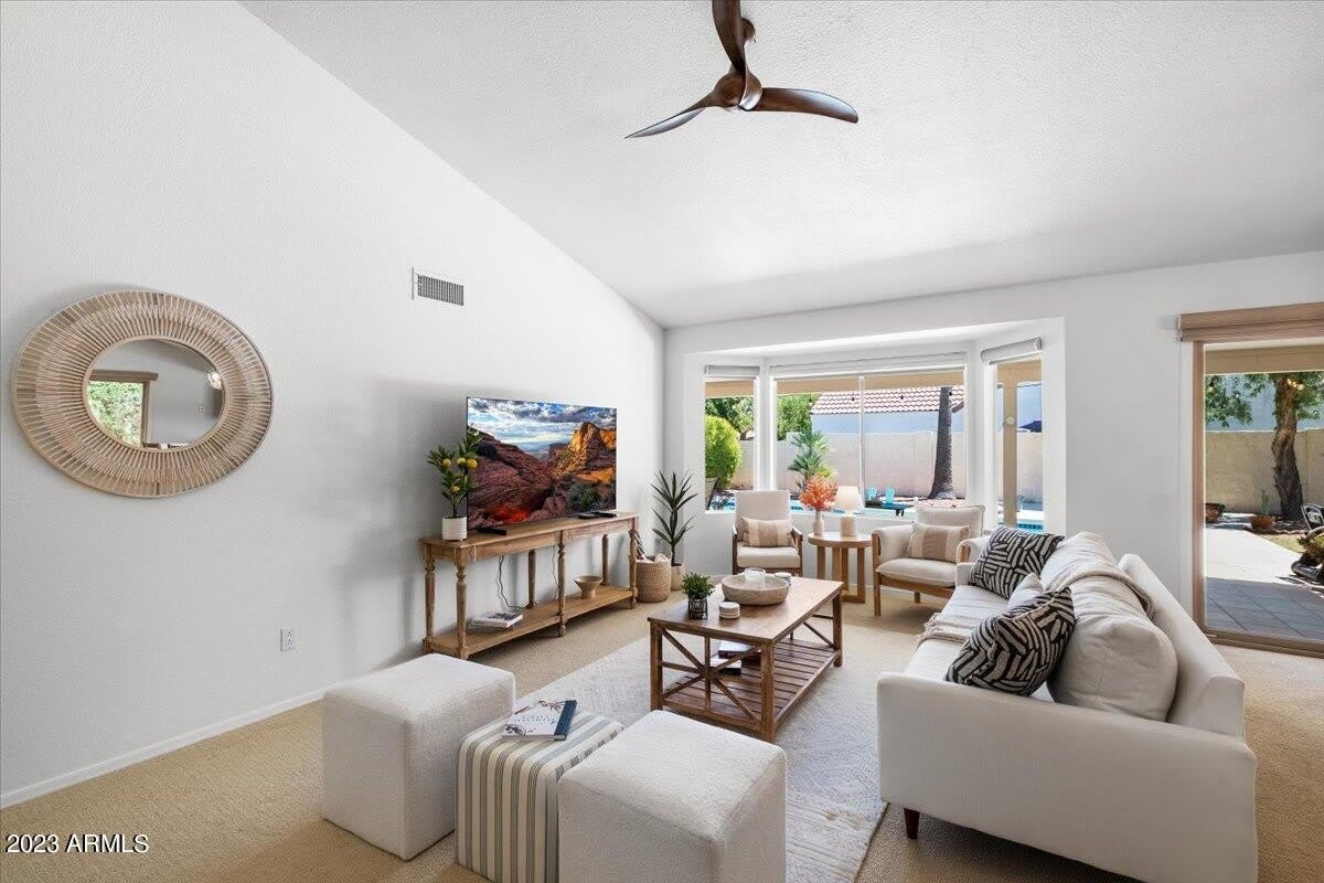 9081 E SAHUARO Drive – photo 4