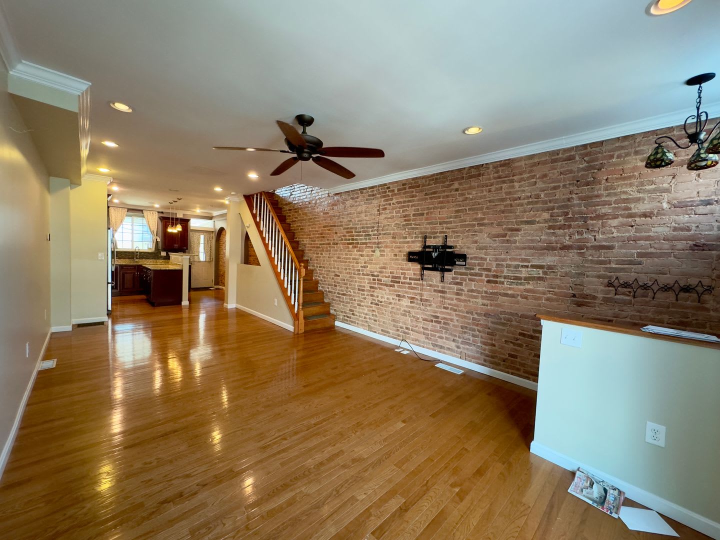 Charming 2BD/3BA Townhome in Highlandtown, Baltimore, MD! – photo 2