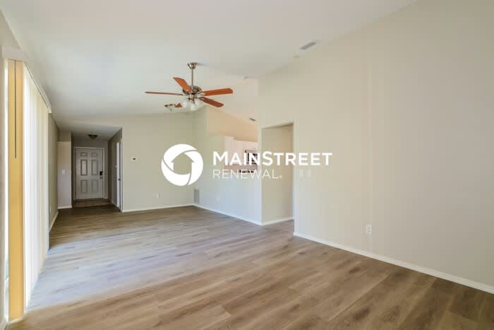 7608 Lakeside Woods Drive – photo 3