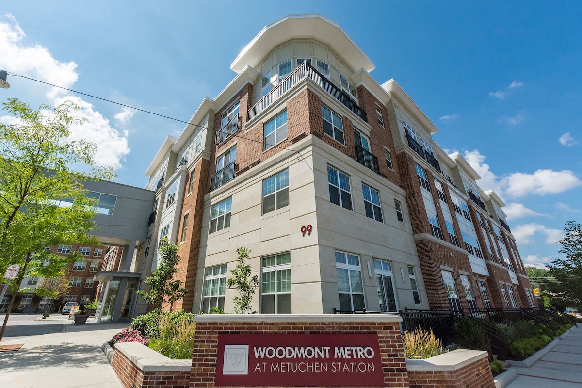 Woodmont Metro at Metuchen Station – photo 2
