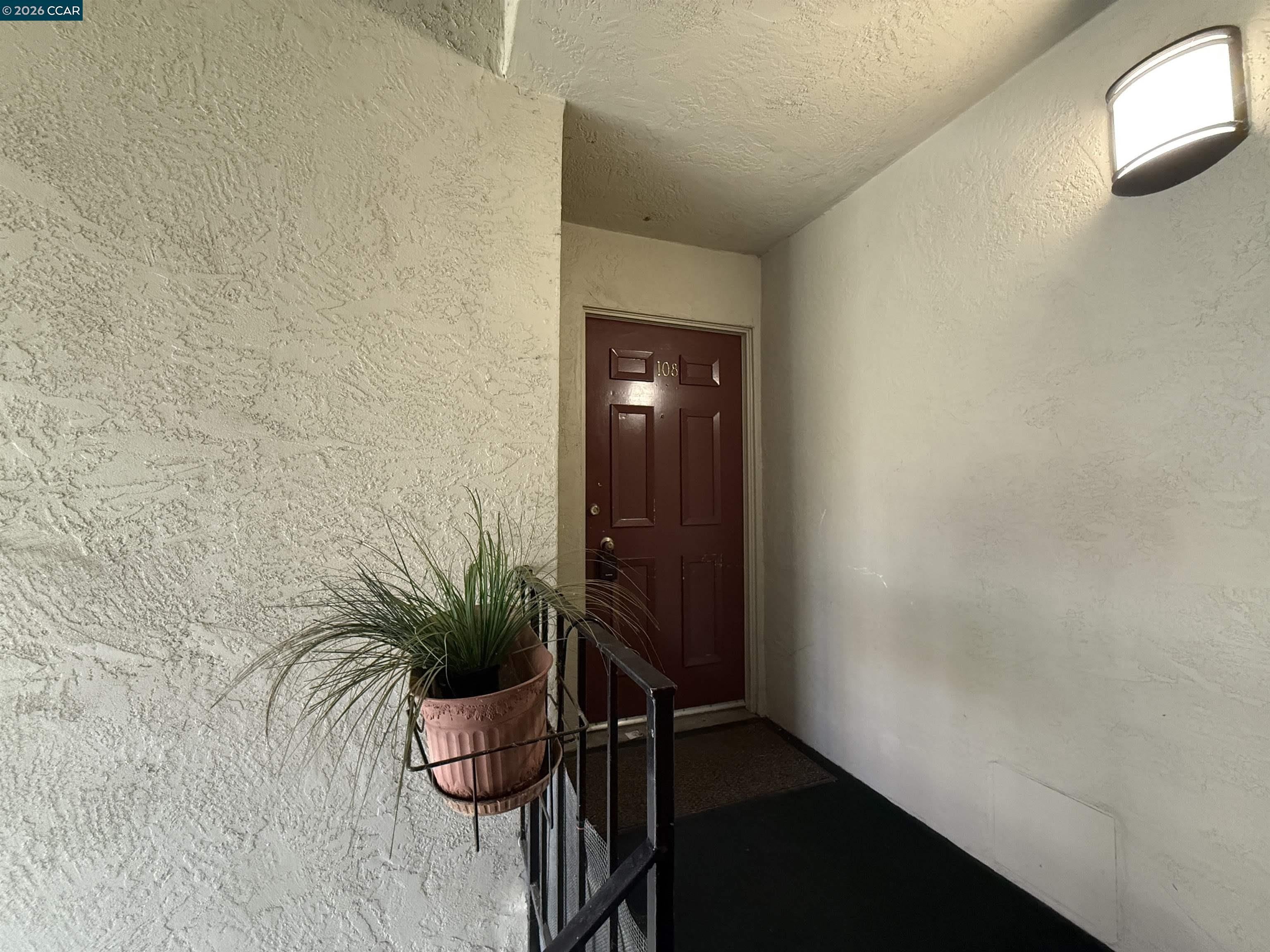 2564 Walnut Blvd – photo 2