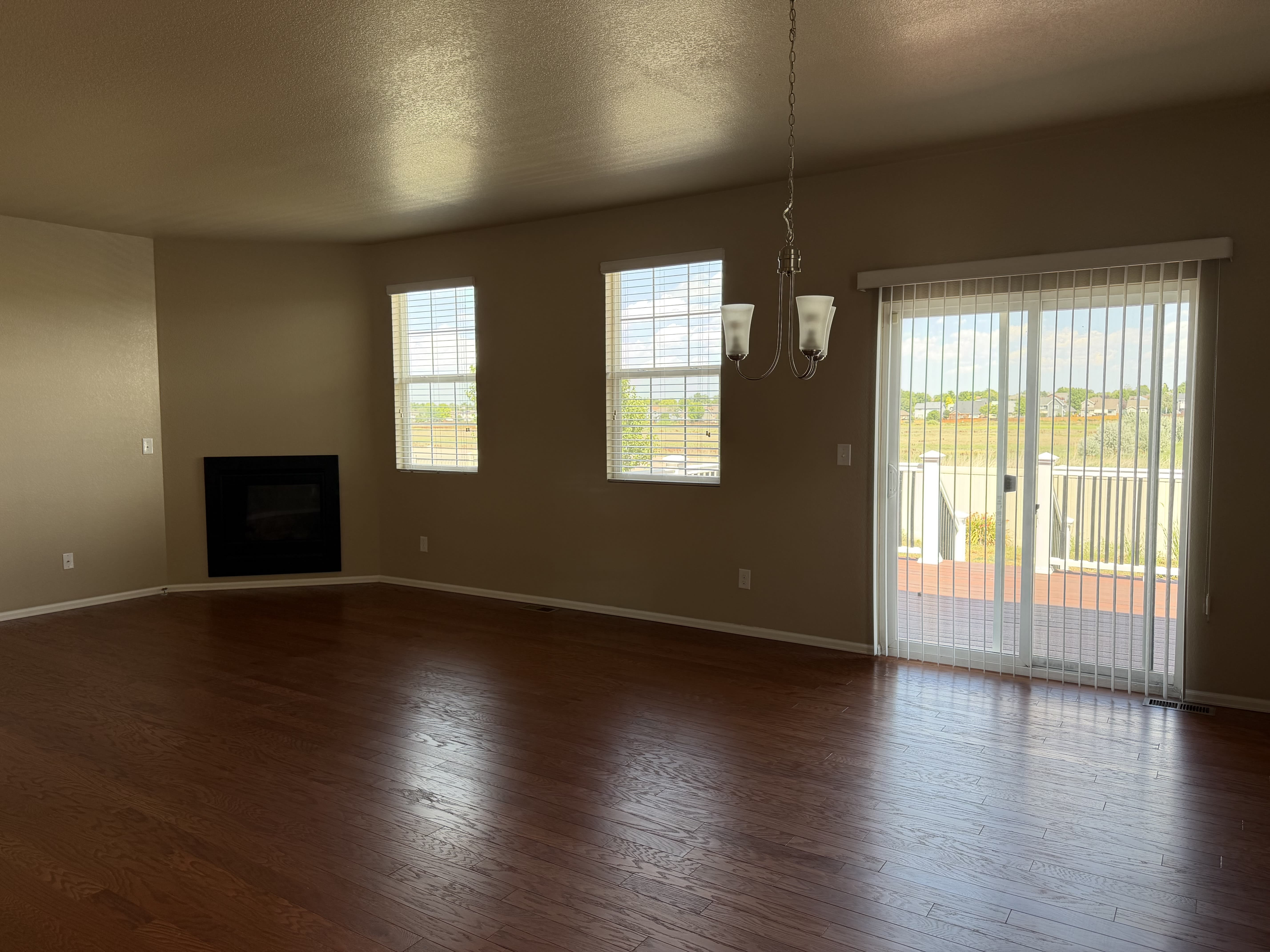 10266 Stagecoach Ave – photo 3