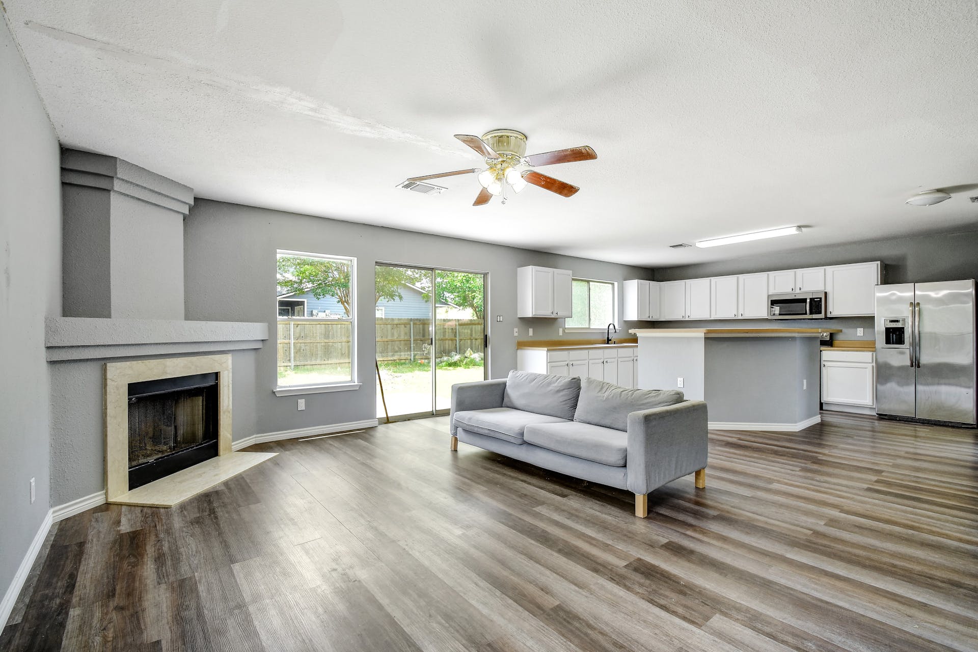 8807 Shadow Wood Ln – photo 4
