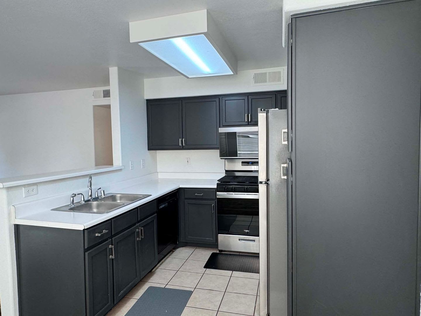 3115 Casey Dr 3201 // 2nd level 2 bed 2 bath move in ready – photo 5