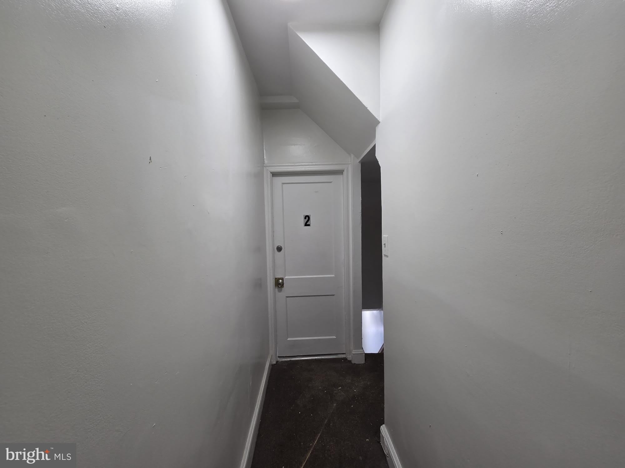 6149 W COLUMBIA Avenue – photo 3