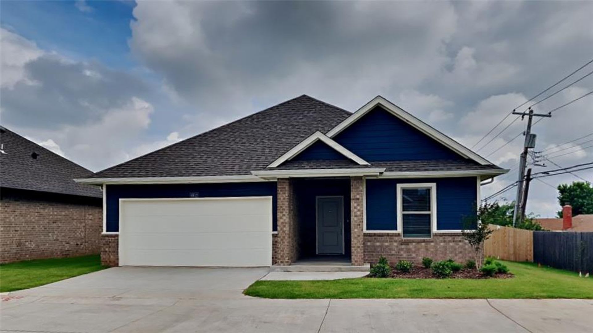 Luxury BRAND NEW 1 Bedroom 2 Bathroom Cottage in 55+ Community (Gated Community)- **LEASING SPECIAL** – photo 2