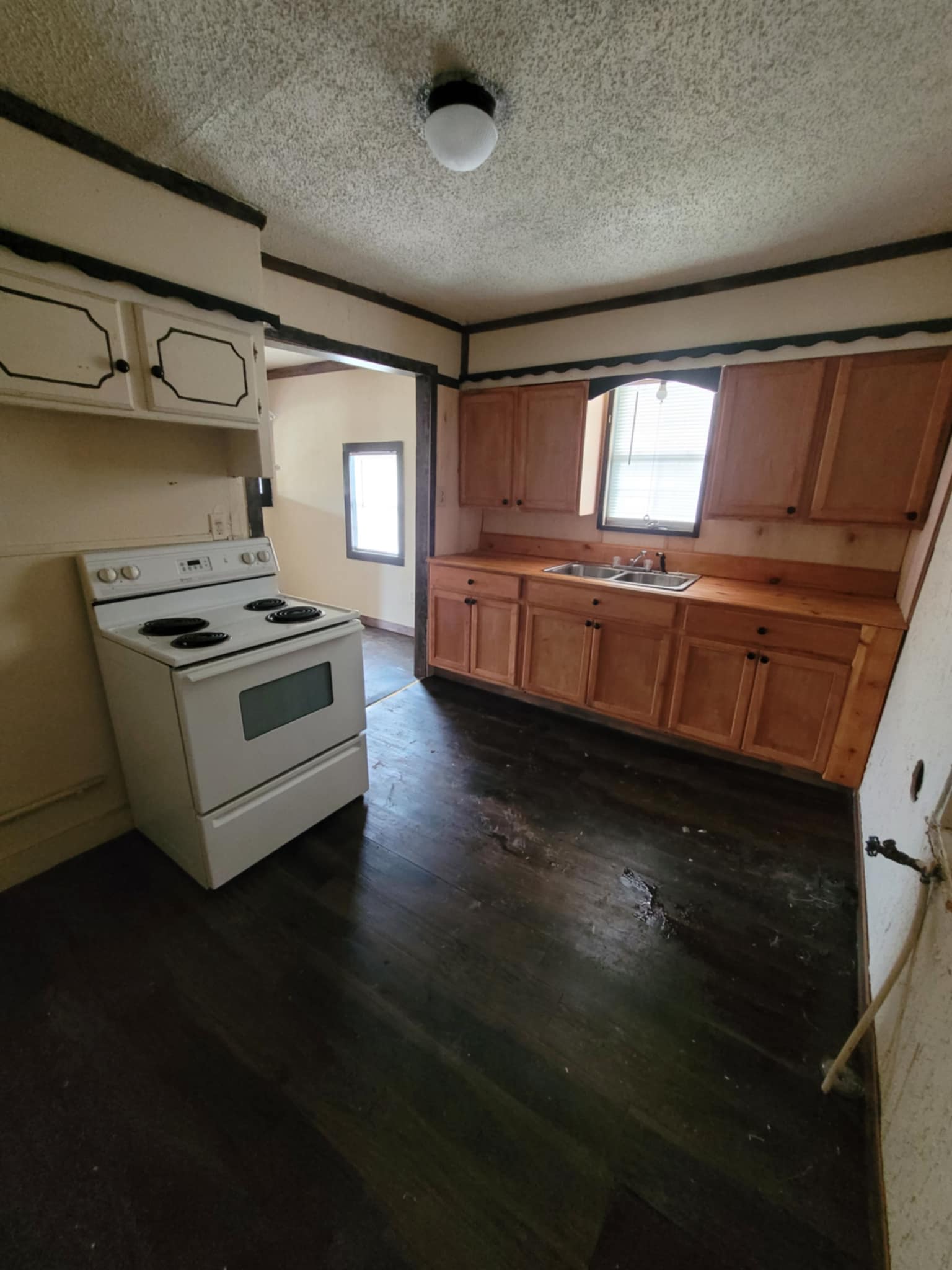 309 W. Chestnut – photo 5