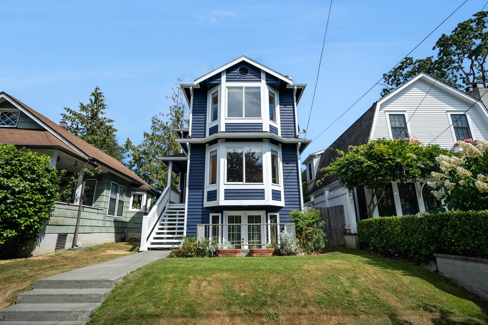 3Bd/3.25Ba Seattle Home – photo 2