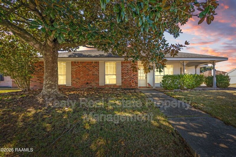 313 Wallingsford Cir – photo 2