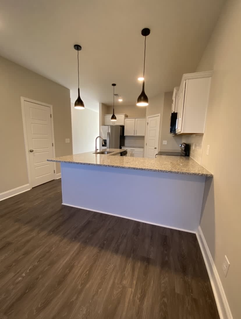 1039 Glenkirk Drive – photo 5