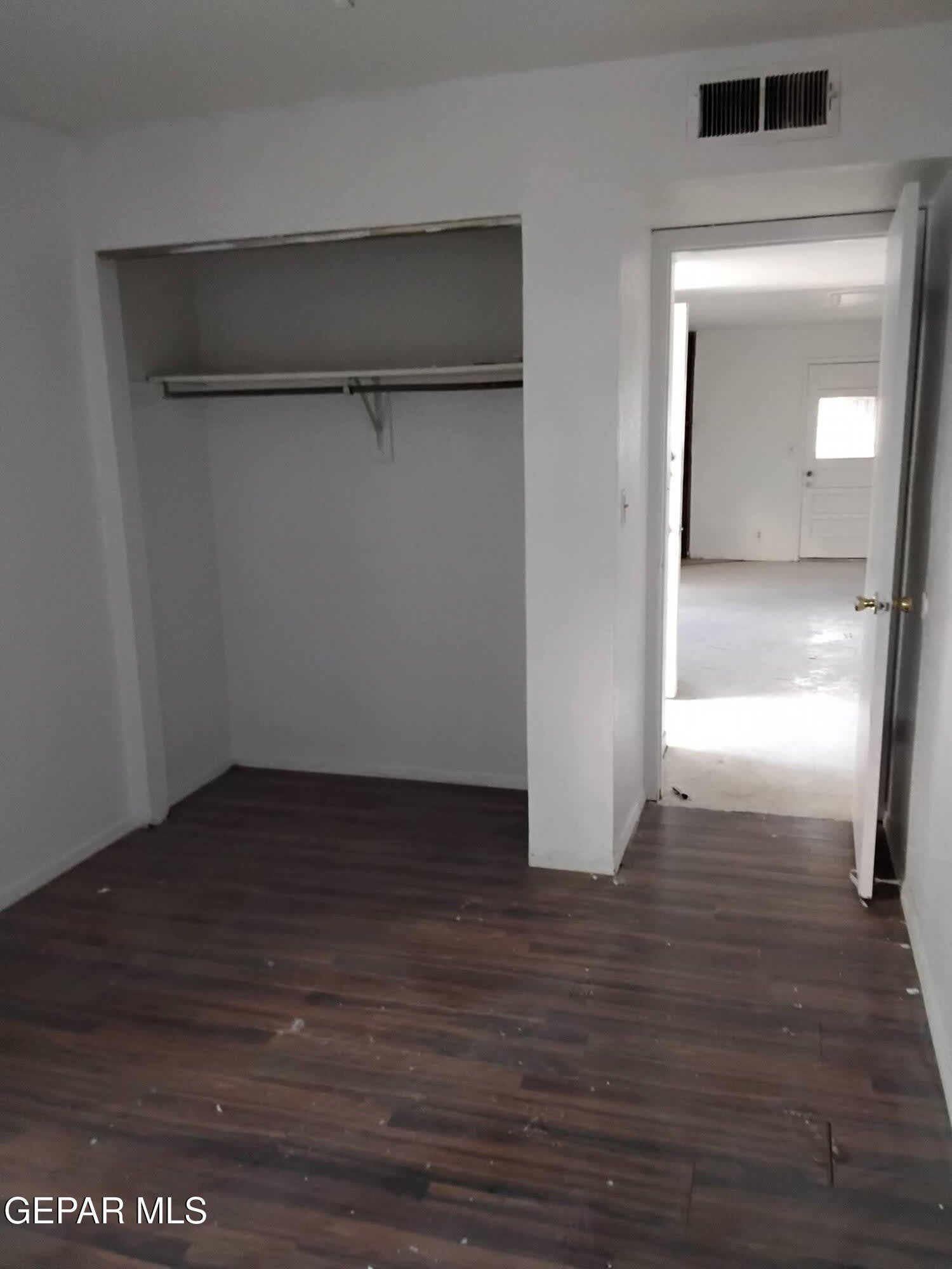 8901 ANKERSON Street – photo 2
