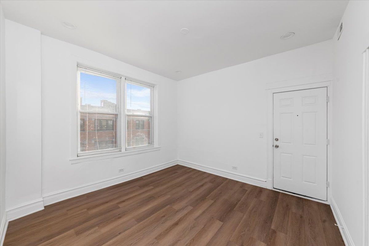 2350 West Charleston Street – photo 4