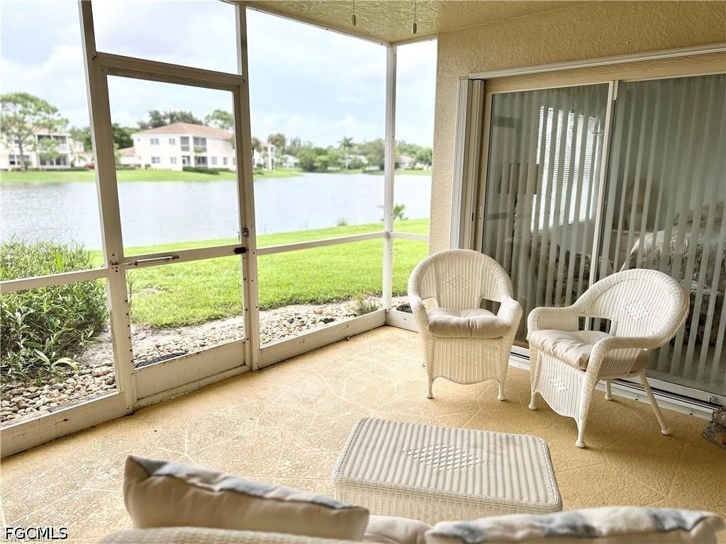 25762 Lake Amelia Way – photo 2