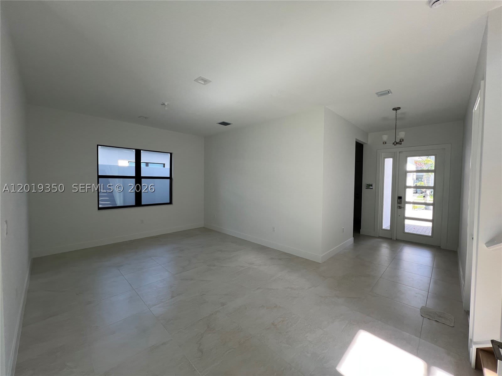 9172 Silver Marsh Ln – photo 3