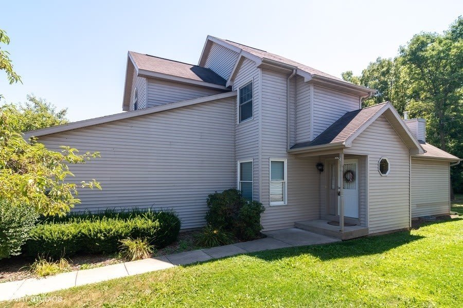 106 E Fox Road – photo 2