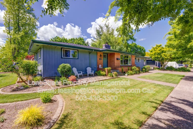 1100 NW 19th St – photo 1