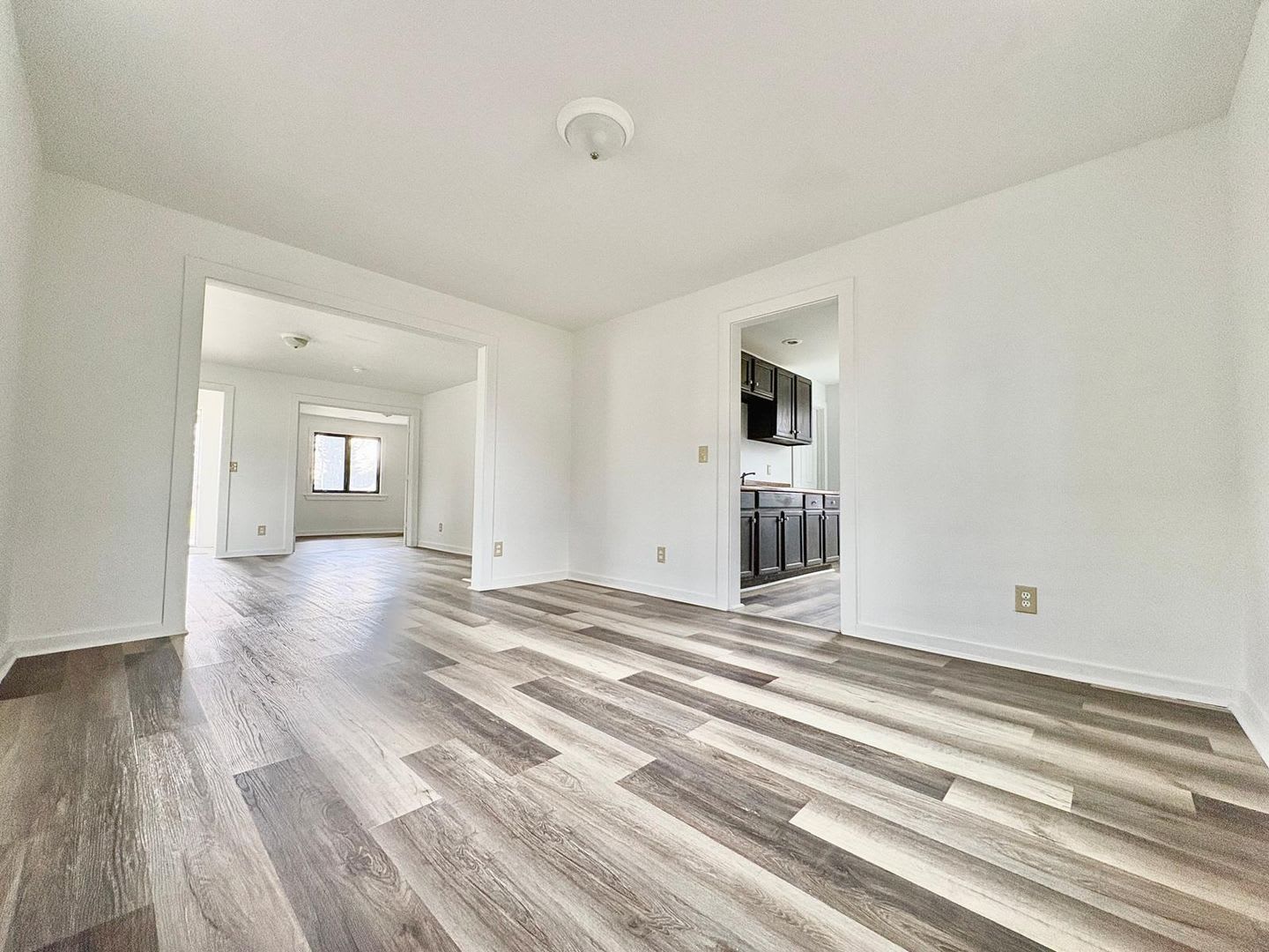 2117 Bertrand st – photo 4