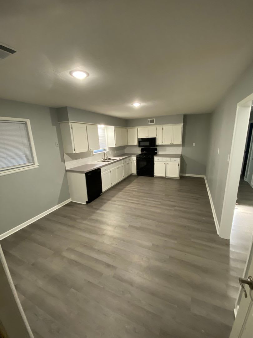 3Br 2Ba House For Rent In Sherwood – photo 5