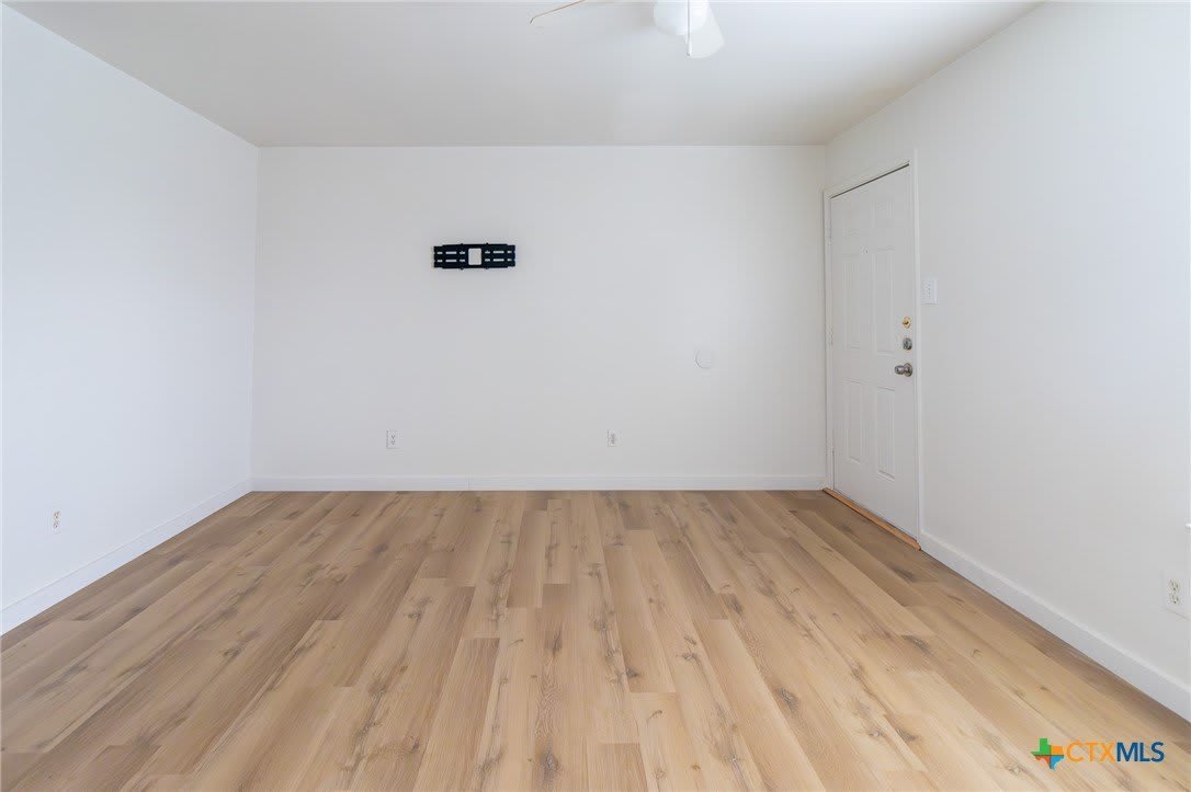 1601 Benttree Drive – photo 3