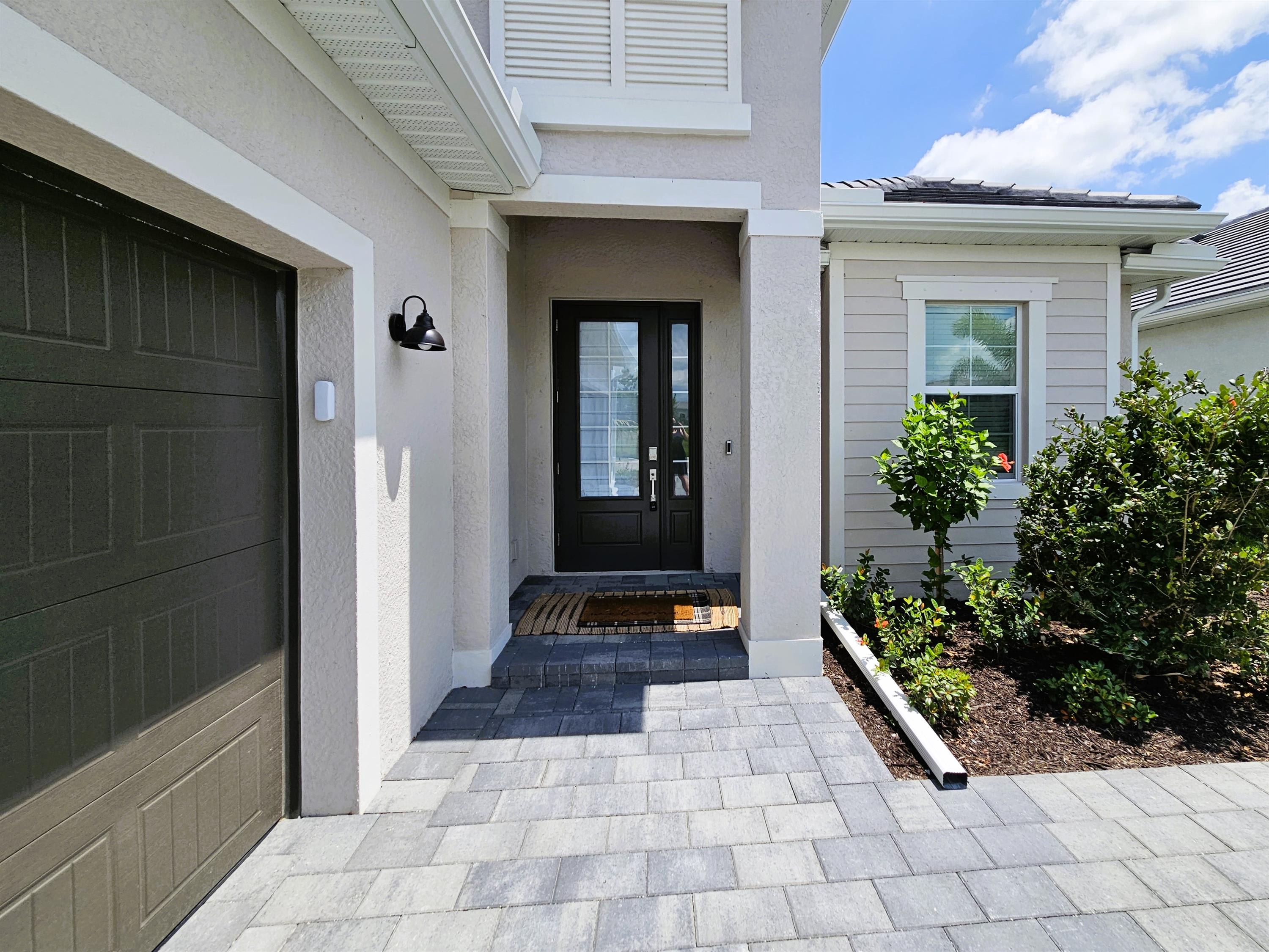 5943 Sunningdale Street – photo 2