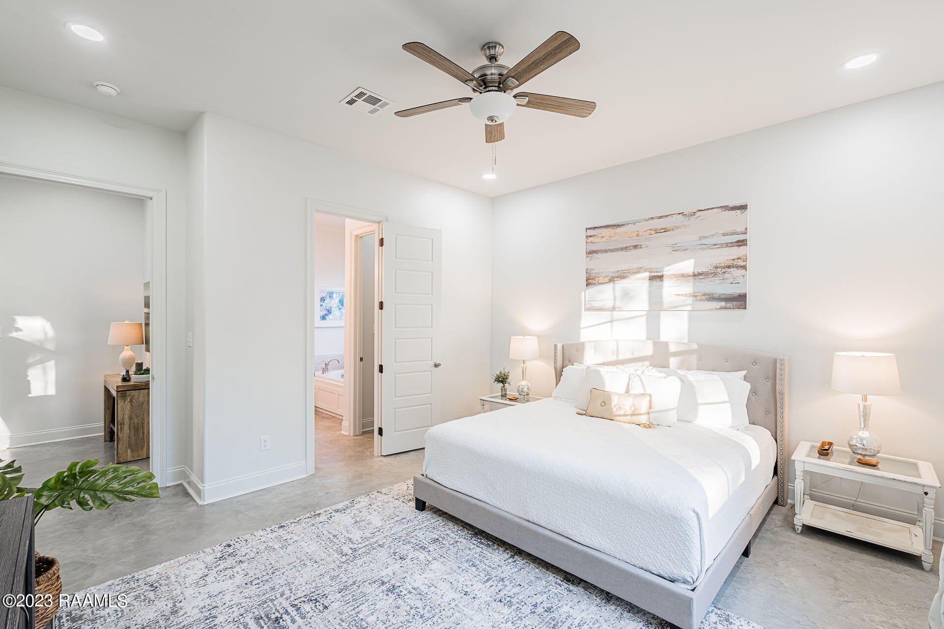 406 E Martial Avenue – photo 4