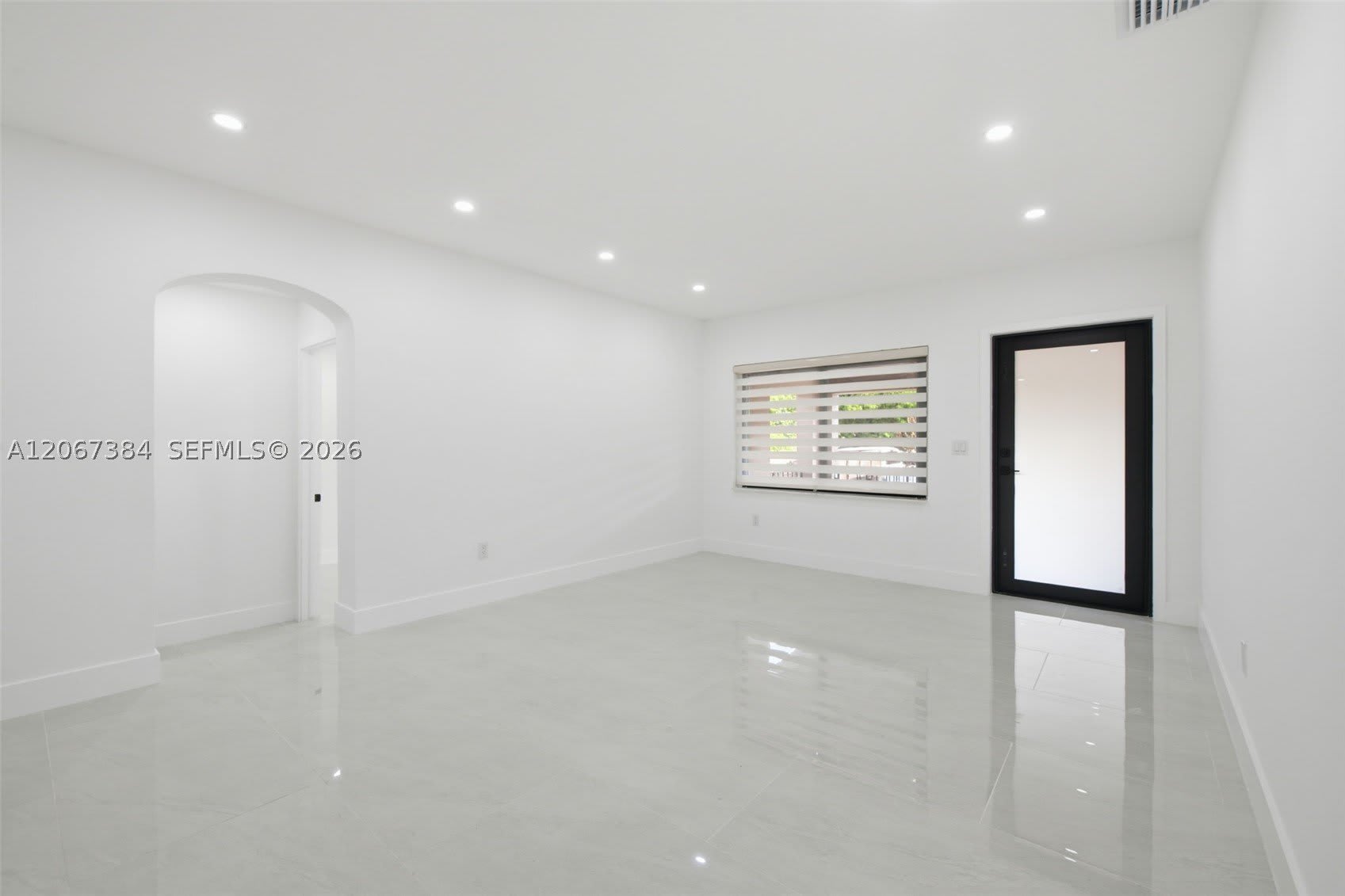 5000 SW 5th Ter – photo 3