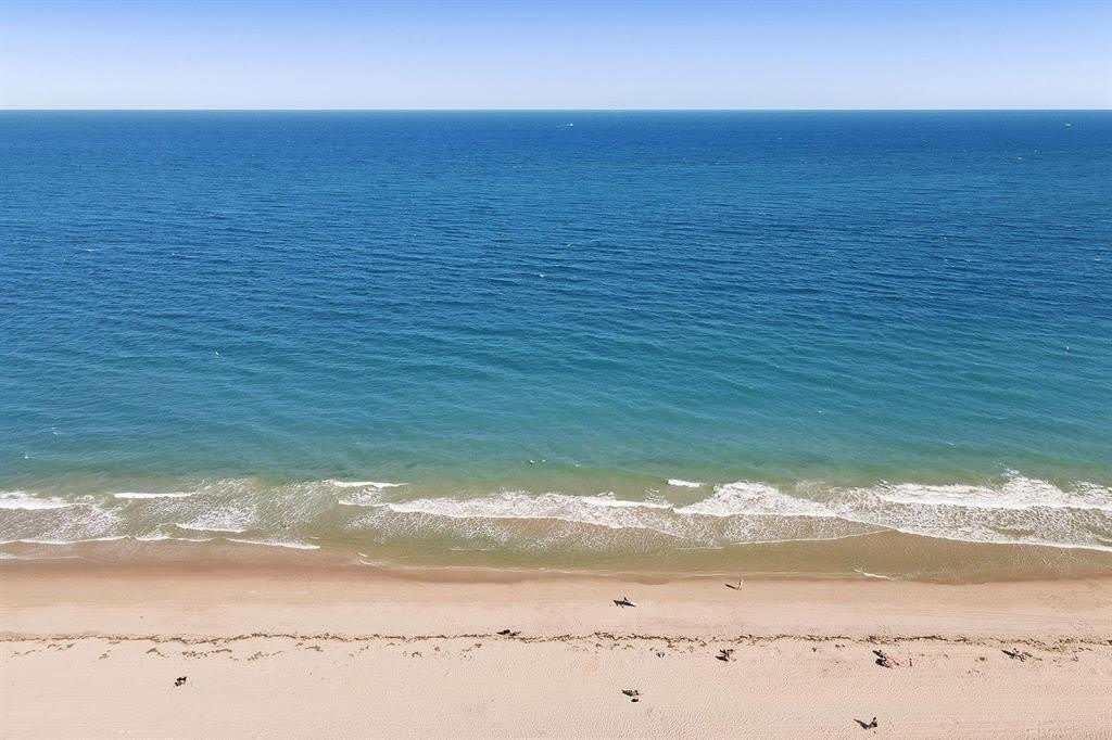 2840 N Ocean Boulevard – photo 2