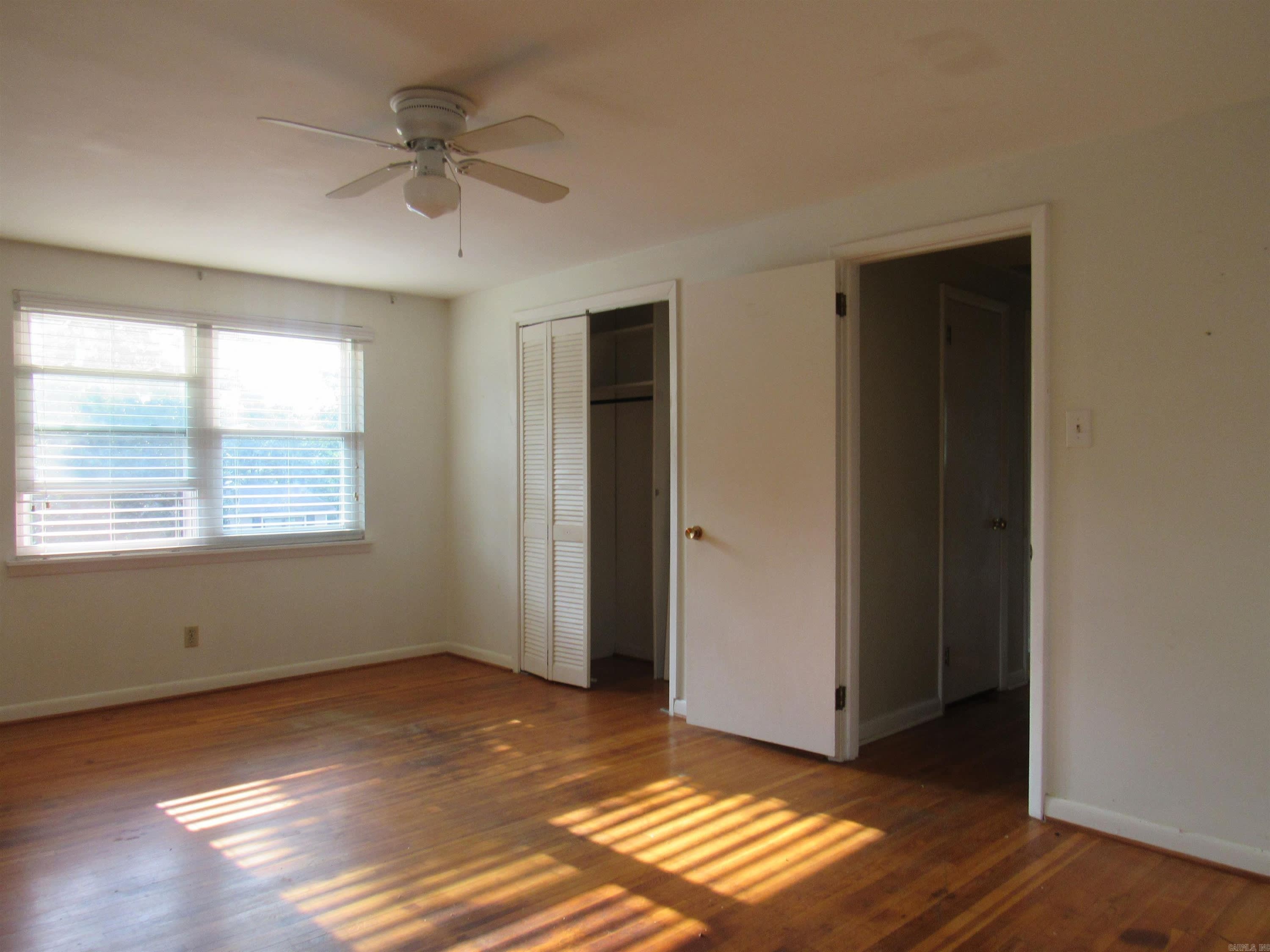 6201 Blackhawk Drive – photo 4