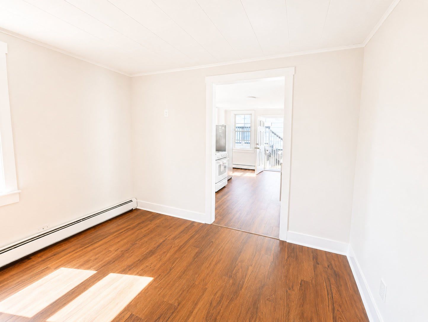 320 Franklin Ave – photo 4