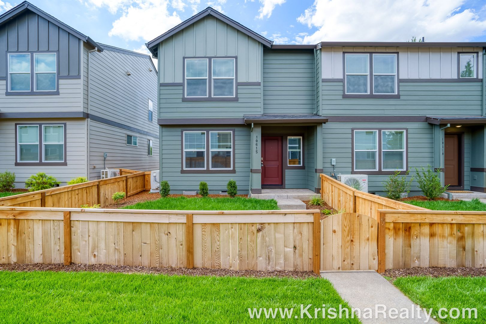 Beautiful One-Year-Old New Construction 3-Bedroom, 2.5-Bath DR Horton Townhome for Rent – photo 1