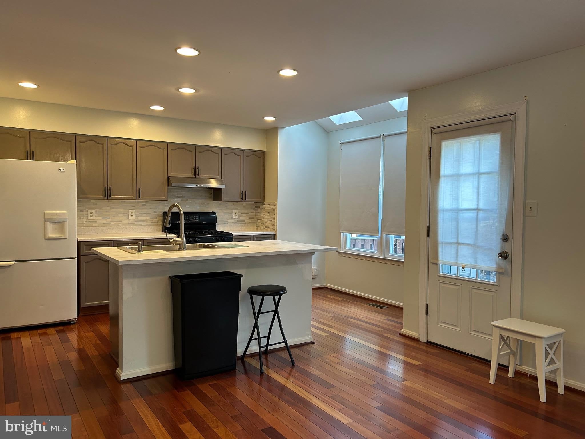 46706 BULLFINCH Square – photo 4