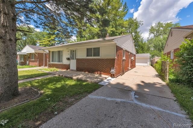 25636 Norfolk Street – photo 3
