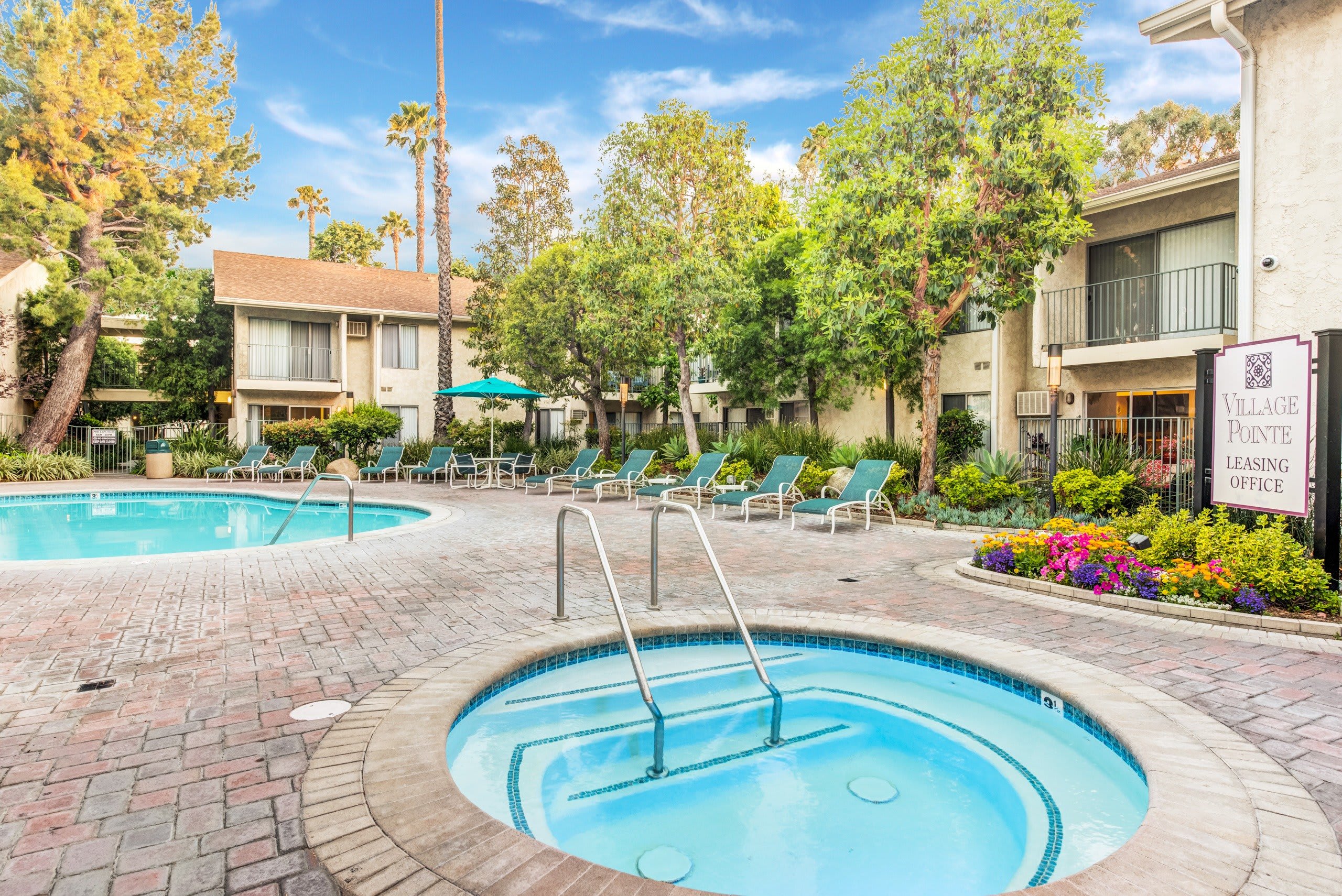 Village Pointe – photo 2