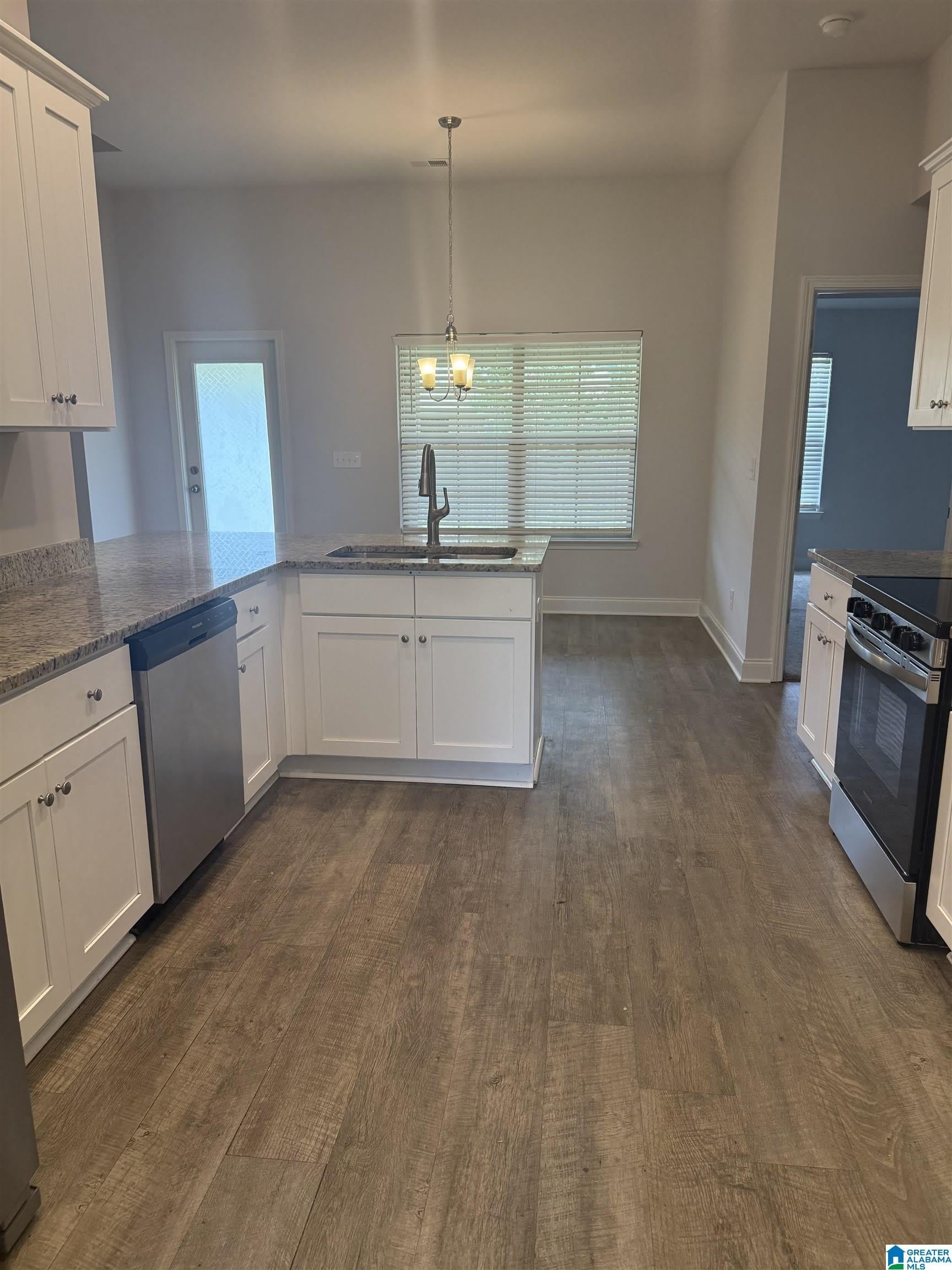424 HARLESS LANE – photo 5