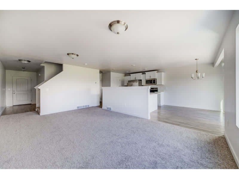 543 W 1520 S – photo 4