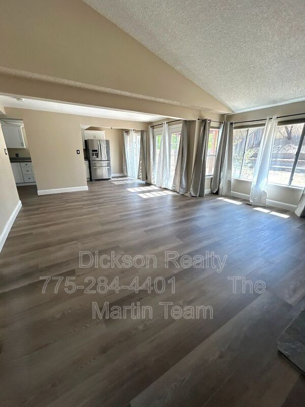 6126 White Water Way – photo 4