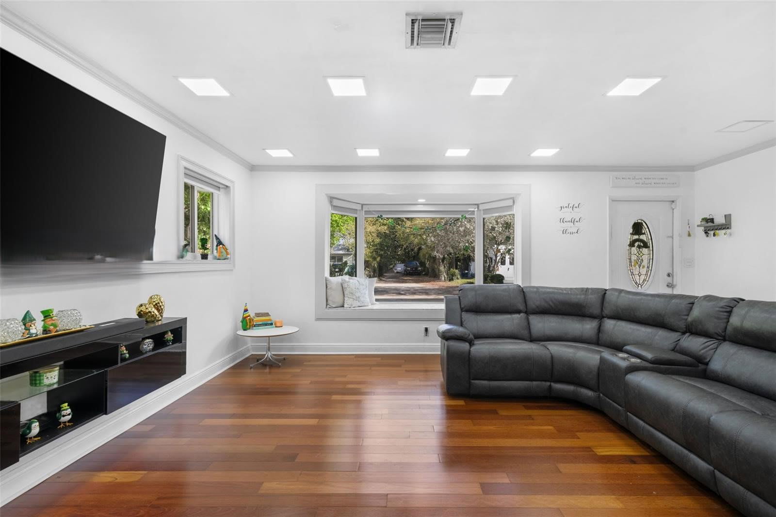 4306 Johnson Street – photo 5