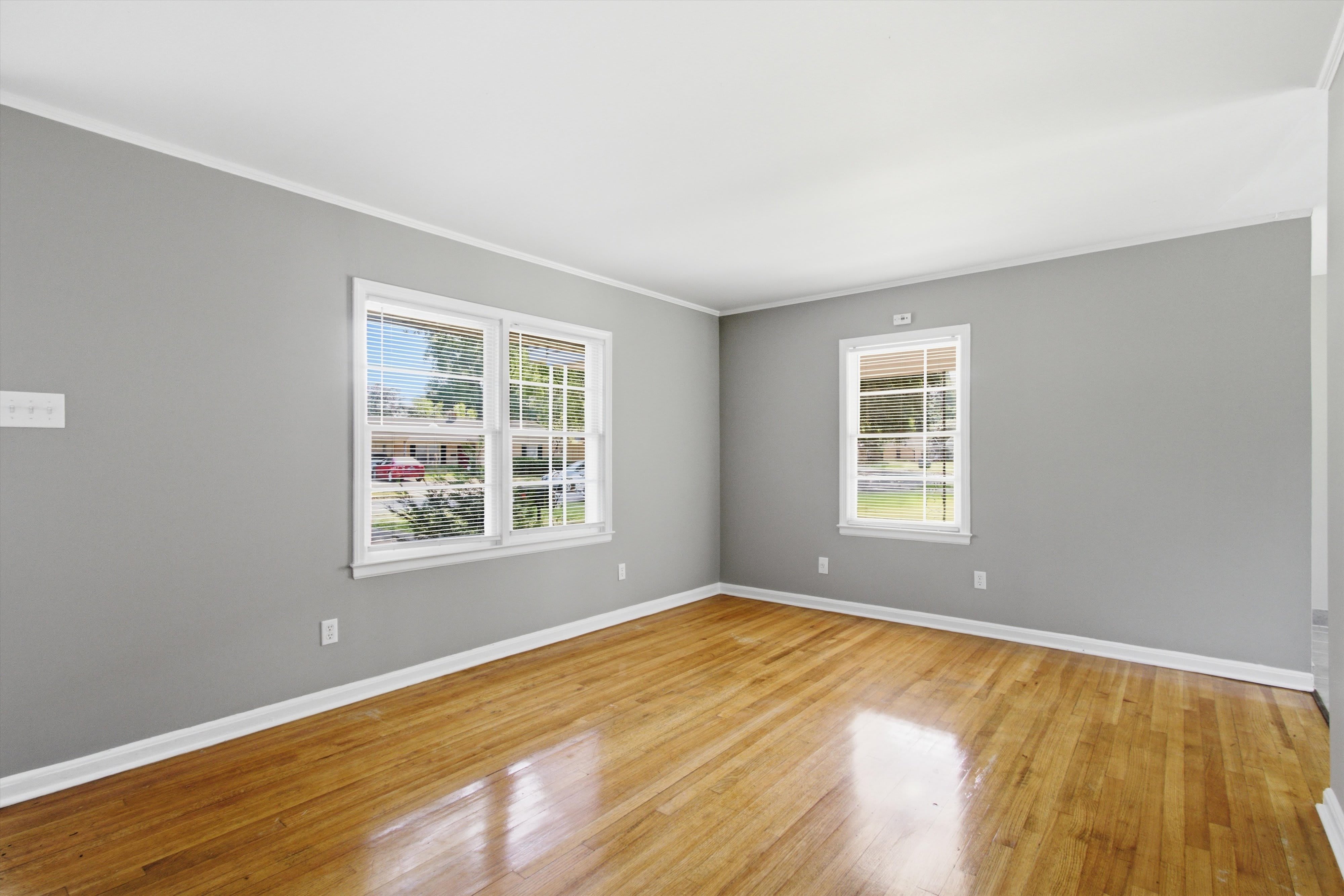 4301 Fredericks Ave – photo 5