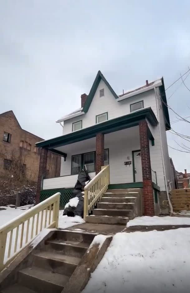 745 Franklin Avenue – photo 1