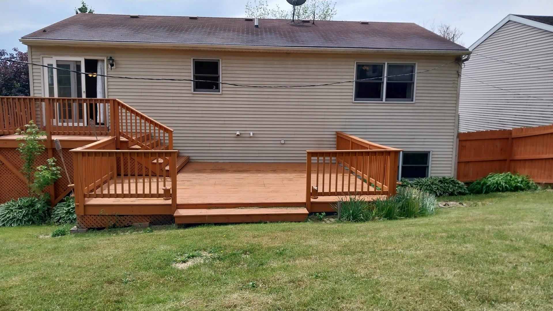 5420 Hillside Drive – photo 2