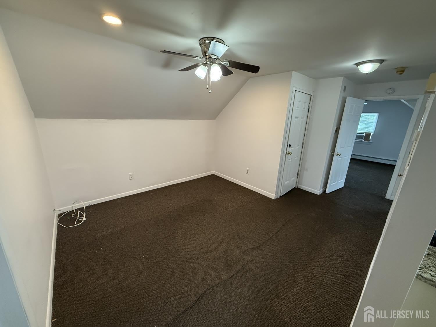 104 S Hyde Avenue – photo 3