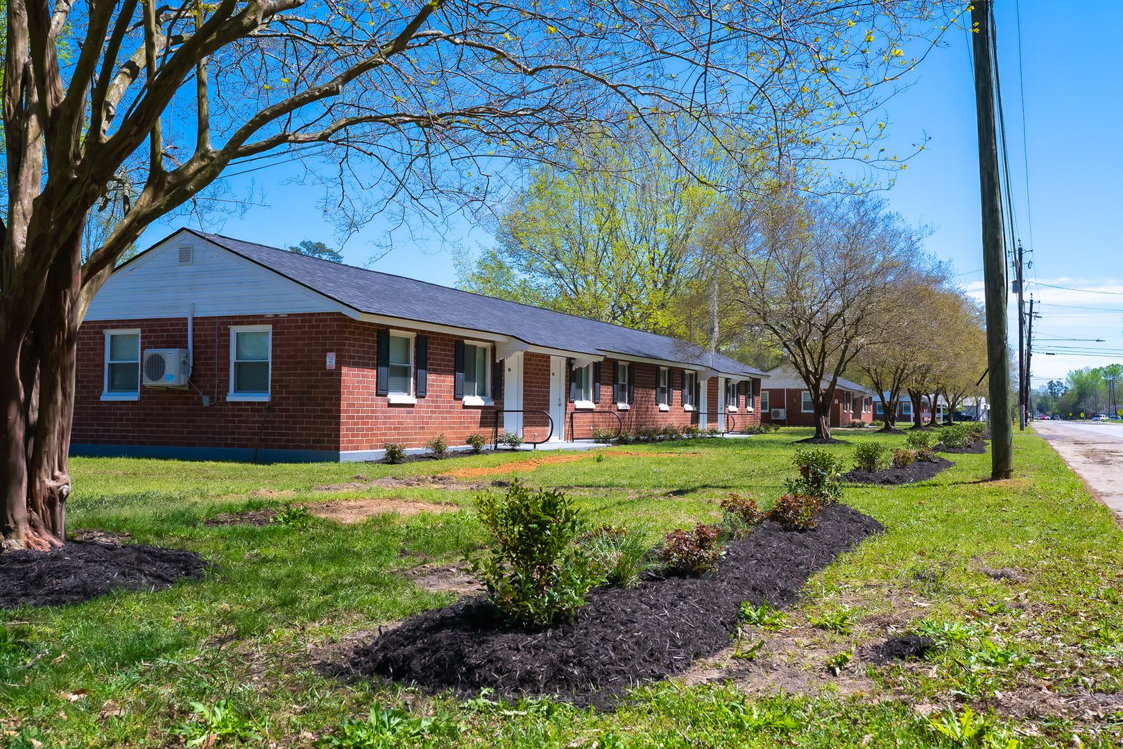 Park Homes Apartment Community – photo 2