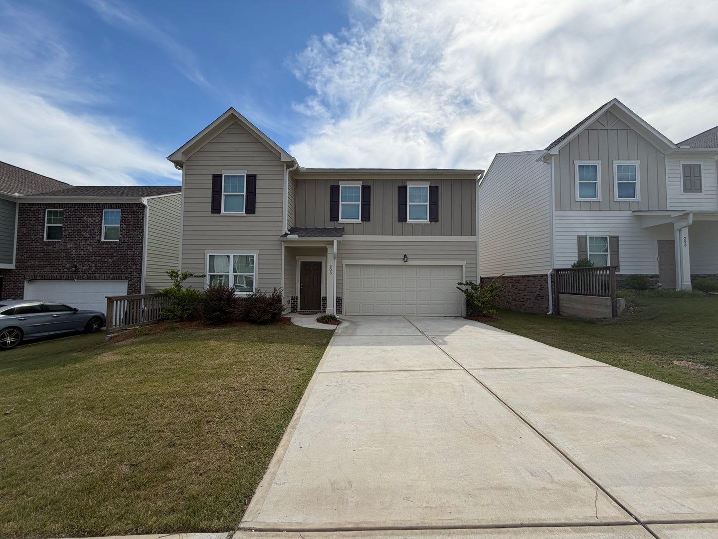303 Hyde Park – photo 2