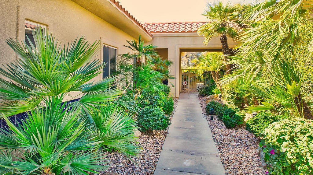 128 Kavenish Drive – photo 4