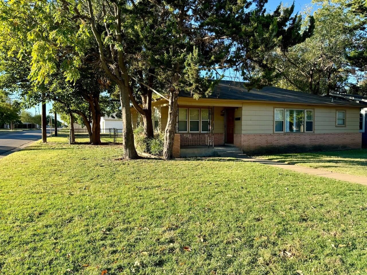 4001 32nd Street – photo 1
