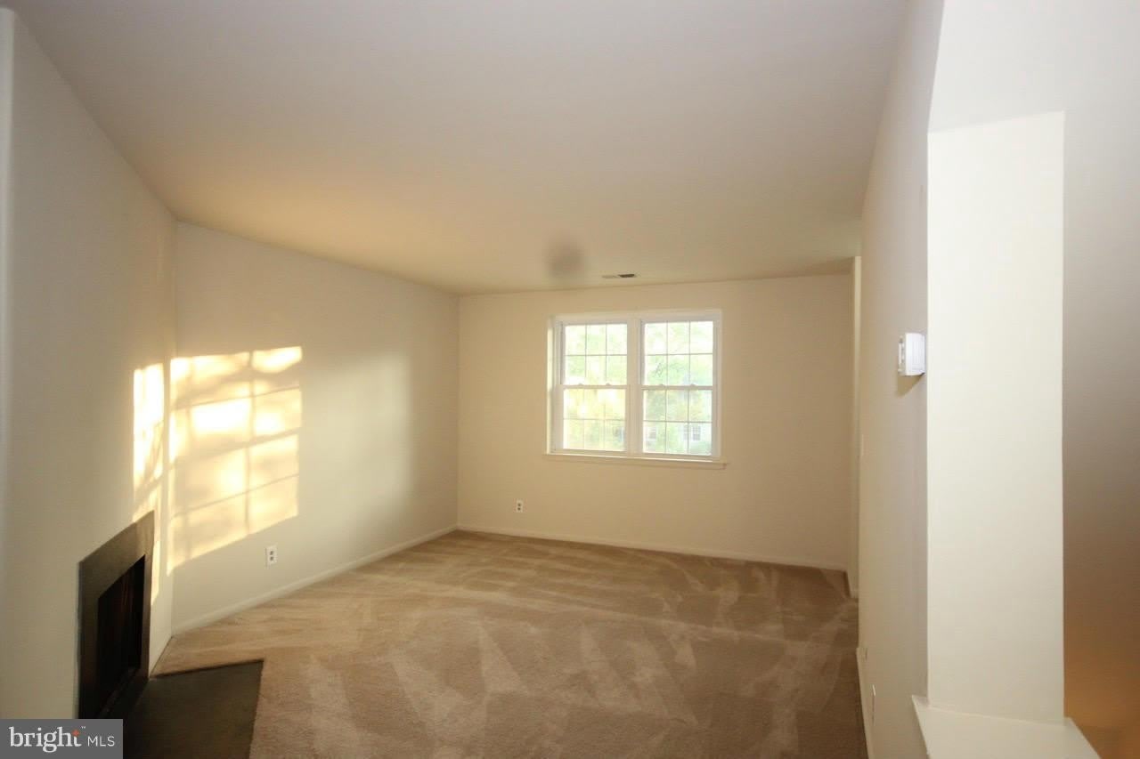 2832 WAKEFIELD Street S – photo 3